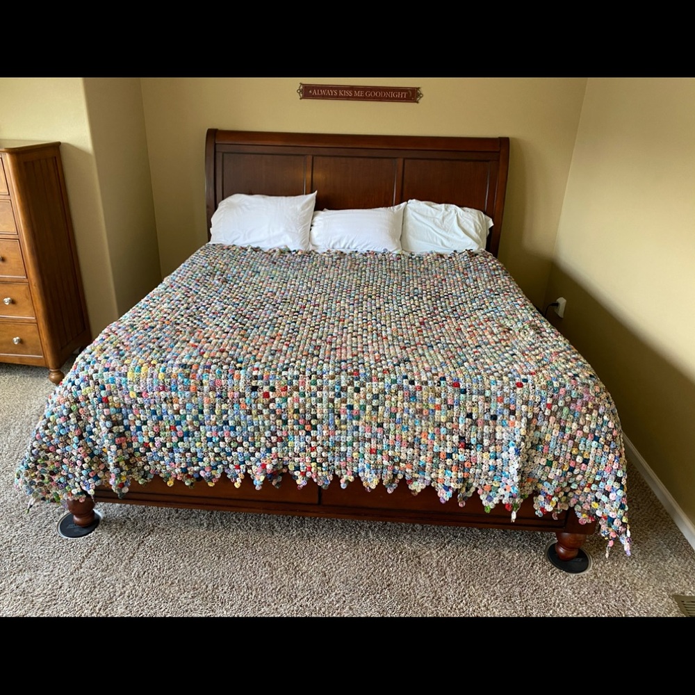 Antique-Vintage handmade Yo yo Quilt